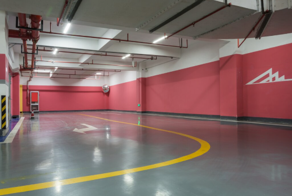 Piso Industrial: Como Melhorar Seu Espaço e Aumentar a Produtividade